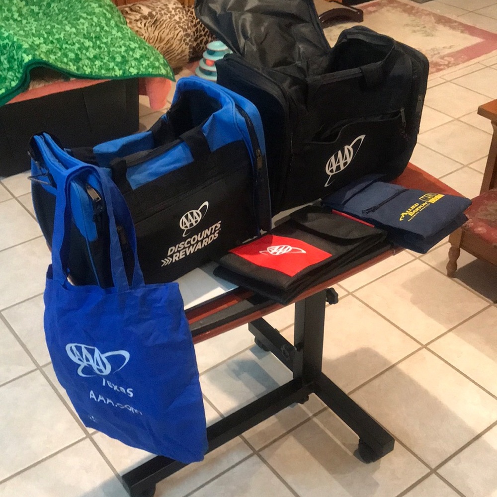AAA Light Travel/Lunch Bag Bundle - 4 pieces